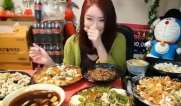 深圳吃饭爆料网红视频,揭秘热门视频背后的美食传奇