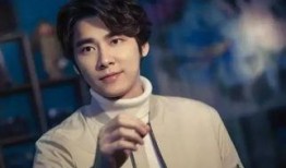 四川博主爆料李易峰视频,引发网友热议